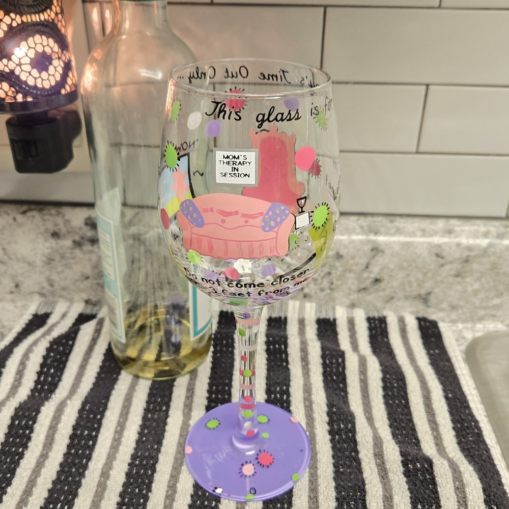 Lolita Mommy’s Time Out Hand Painted Wine Glass Enesco - Picture 8 of 8